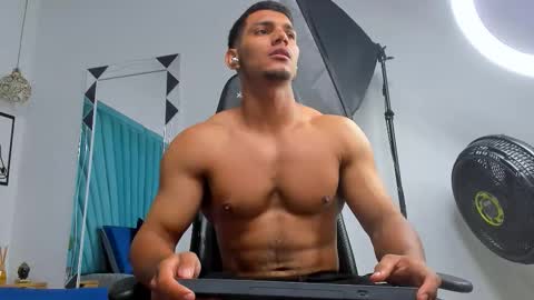 FABIO online show from January 8, 8:33 pm