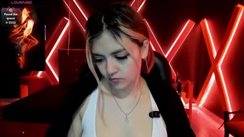 Snapshot of fabzy_fab chatting on April 26, 12:14 pm fabzy online show from April 26, 12:14 pm