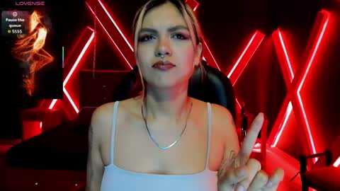 Snapshot of fabzy_fab chatting on May 2, 11:59 am fabzy online show from May 2, 11:59 am