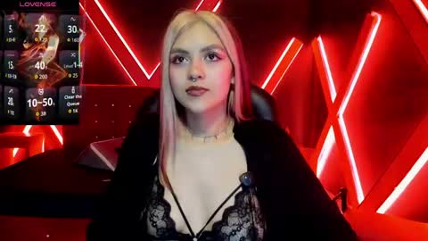 Snapshot of fabzy_fab chatting on May 17, 12:01 pm fabzy online show from May 17, 12:01 pm