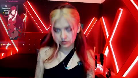 Snapshot of fabzy_fab chatting on May 22, 12:22 pm fabzy online show from May 22, 12:22 pm