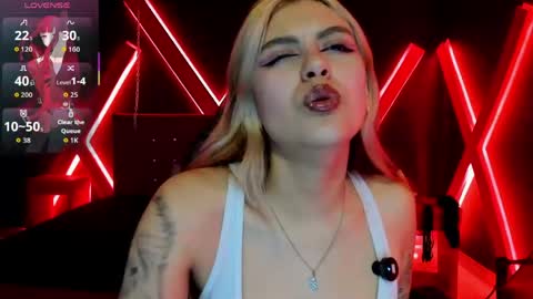 Snapshot of fabzy_fab chatting on May 28, 4:59 pm fabzy online show from May 28, 4:59 pm