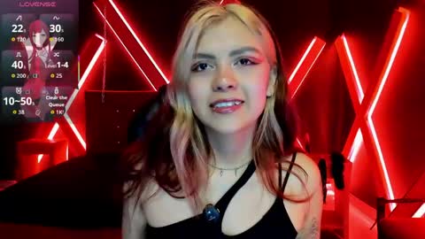 Snapshot of fabzy_fab chatting on May 29, 12:58 pm fabzy online show from May 29, 12:58 pm