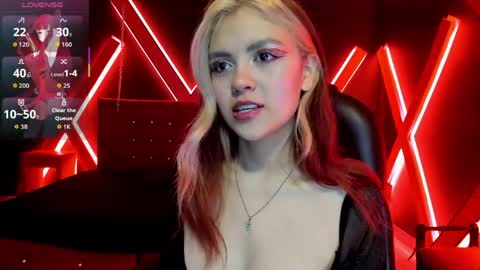 Snapshot of fabzy_fab chatting on May 30, 12:13 pm fabzy online show from May 30, 12:13 pm