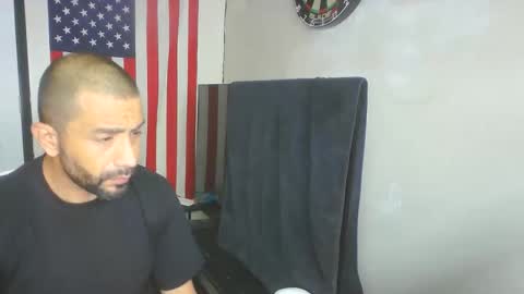 Mark online show from April 2, 7:39 am