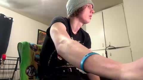 Snapshot of fadedboy4u chatting on January 9, 7:59 pm fadedboy4u online show from January 9, 7:59 pm