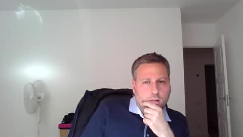 Snapshot of faer_087 chatting on October 10, 11:20 am faer_087 online show from October 10, 11:20 am