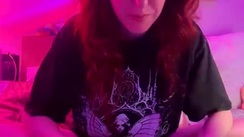 Faewildz online show from November 6, 6:36 am