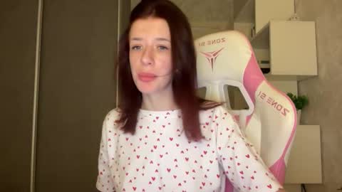 Bloom  online show from February 1, 6:28 pm