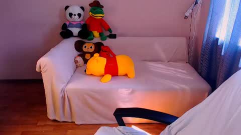 Snapshot of fairy_elli_hot chatting on July 8, 11:37 am Elli online show from July 8, 11:37 am