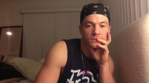 Snapshot of fairybae5 chatting on March 3, 8:27 am Travis online show from March 3, 8:27 am