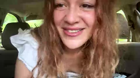 Snapshot of fairyfarrah chatting on May 13, 12:41 am fairyfarrah online show from May 13, 12:41 am