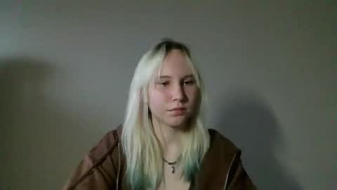 fairyfeller_ online show from October 16, 3:07 am