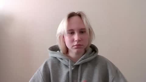fairyfeller_ online show from October 21, 5:30 am