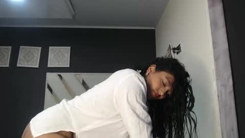 fairylatin online show from April 17, 8:56 pm