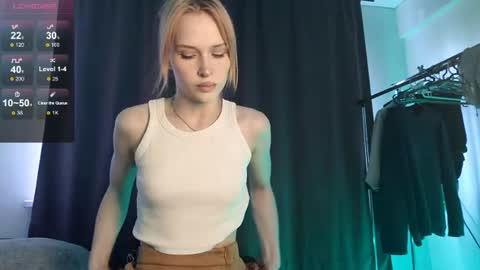 fairylizzyx online show from June 8, 2:28 pm