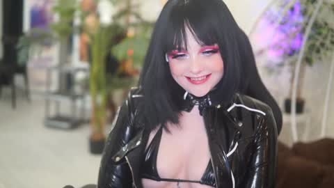 Snapshot of faith_chan chatting on December 5, 1:58 am faith_chan online show from December 5, 1:58 am