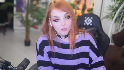 Snapshot of faith_chan chatting on January 11, 7:28 am faith_chan online show from January 11, 7:28 am