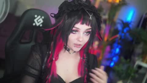 Snapshot of faith_chan chatting on September 20, 2:45 am faith_chan online show from September 20, 2:45 am