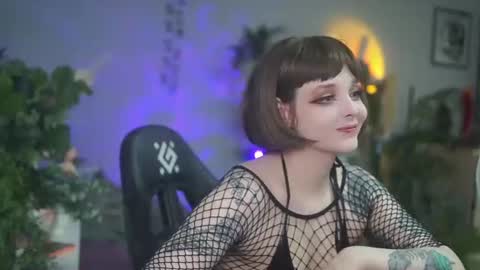 Snapshot of faith_chan chatting on July 13, 3:31 am faith_chan online show from July 13, 3:31 am