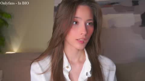 Snapshot of falinecrosthwaite chatting on May 17, 7:10 pm Kaori online show from May 17, 7:10 pm