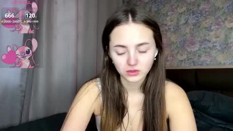 Erika online show from April 1, 8:04 am