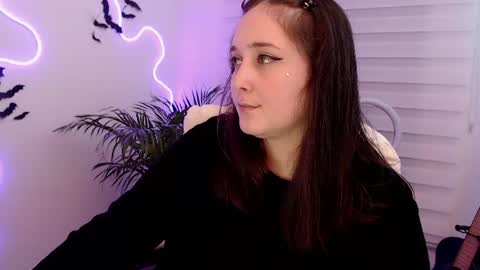 Snapshot of fallenag__ chatting on July 10, 7:23 am OF fallenag 1 online show from July 10, 7:23 am