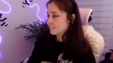 Snapshot of fallenag__ chatting on July 14, 10:21 am OF fallenag 1 online show from July 14, 10:21 am