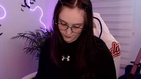 Snapshot of fallenag__ chatting on July 25, 1:47 am OF fallenag 1 online show from July 25, 1:47 am