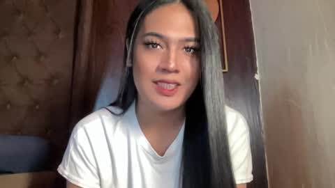 Snapshot of fallon_empress chatting on May 9, 7:35 am callmecindy online show from May 9, 7:35 am