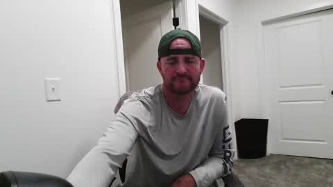 Snapshot of fallout7657 chatting on October 28, 5:55 am Daddy online show from October 28, 5:55 am