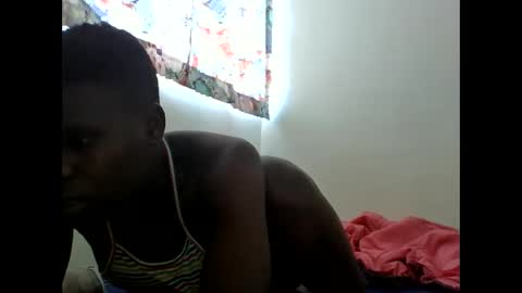 Snapshot of fancy_berry chatting on June 11, 6:11 am fancy berry online show from June 11, 6:11 am