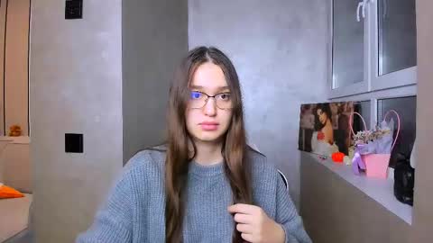 Snapshot of fancy_bunny chatting on March 6, 2:57 pm fancy bunny online show from March 6, 2:57 pm