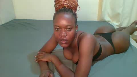 Snapshot of fancyfingers_ chatting on January 11, 6:44 pm fancyfingers1 online show from January 11, 6:44 pm