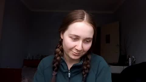 Snapshot of fanniepeacemaker chatting on May 13, 6:44 am Sara online show from May 13, 6:44 am