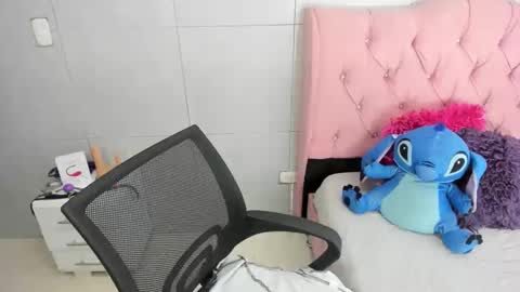 FANNY online show from December 18, 4:07 am