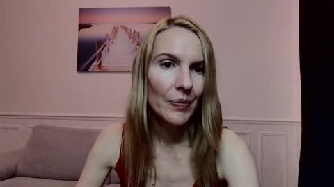 Snapshot of fanny_posy chatting on January 12, 10:54 pm Fanny online show from January 12, 10:54 pm