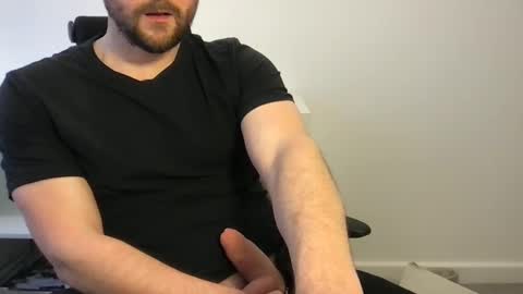 Snapshot of fantacyland chatting on January 29, 1:07 pm Alex online show from January 29, 1:07 pm