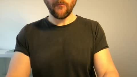 Snapshot of fantacyland chatting on February 6, 1:43 pm Alex online show from February 6, 1:43 pm