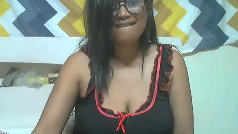 Snapshot of fantassia chatting on December 4, 3:54 pm fantassia online show from December 4, 3:54 pm