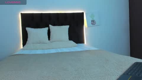 Snapshot of fantastic_asians2 chatting on May 11, 4:48 pm Ale online show from May 11, 4:48 pm