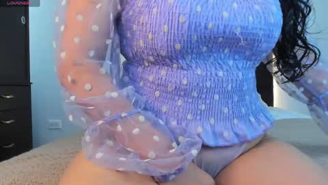 Snapshot of fantastic_asians2 chatting on May 15, 4:36 pm Ale online show from May 15, 4:36 pm