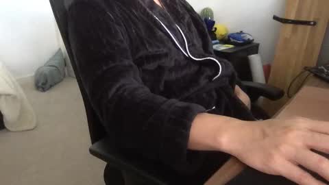 fantasticbake1 online show from September 12, 2:55 am