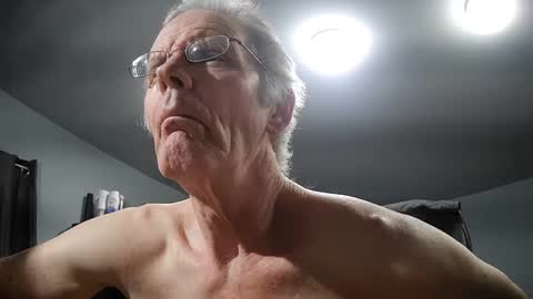 fantasyresort online show from December 31, 4:16 am