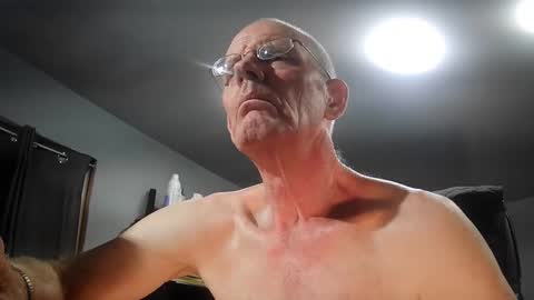 fantasyresort online show from September 15, 3:06 am