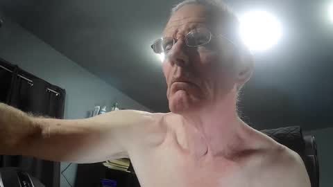 fantasyresort online show from November 17, 4:07 am