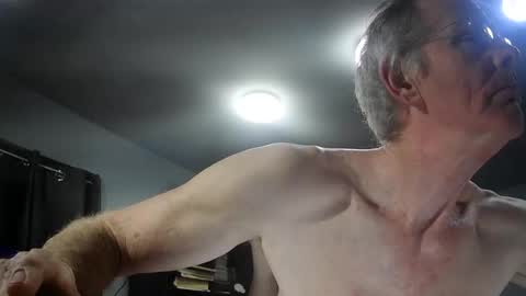 fantasyresort online show from January 11, 4:17 am