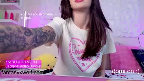 Snapshot of fantasyxwolf chatting on April 28, 6:02 pm River online show from April 28, 6:02 pm