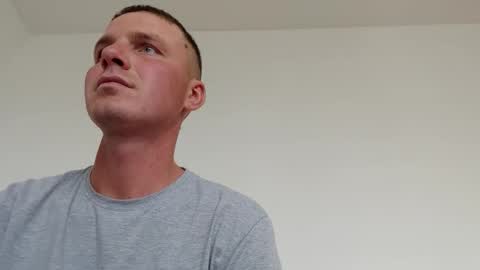 Snapshot of farafonoff chatting on November 3, 1:01 pm farafonoff online show from November 3, 1:01 pm