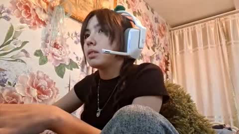 Alex online show from January 6, 7:45 am